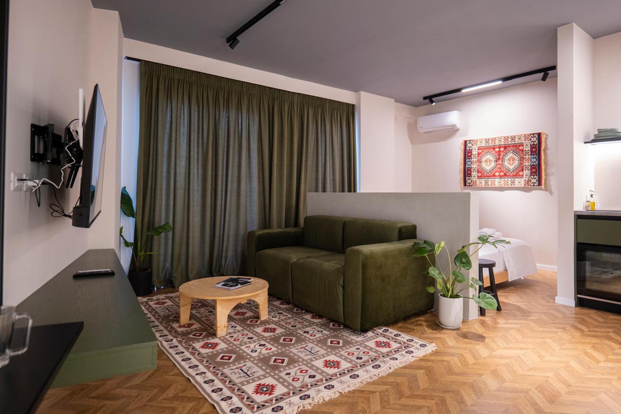 Muz Studios Tirana Exterior photo