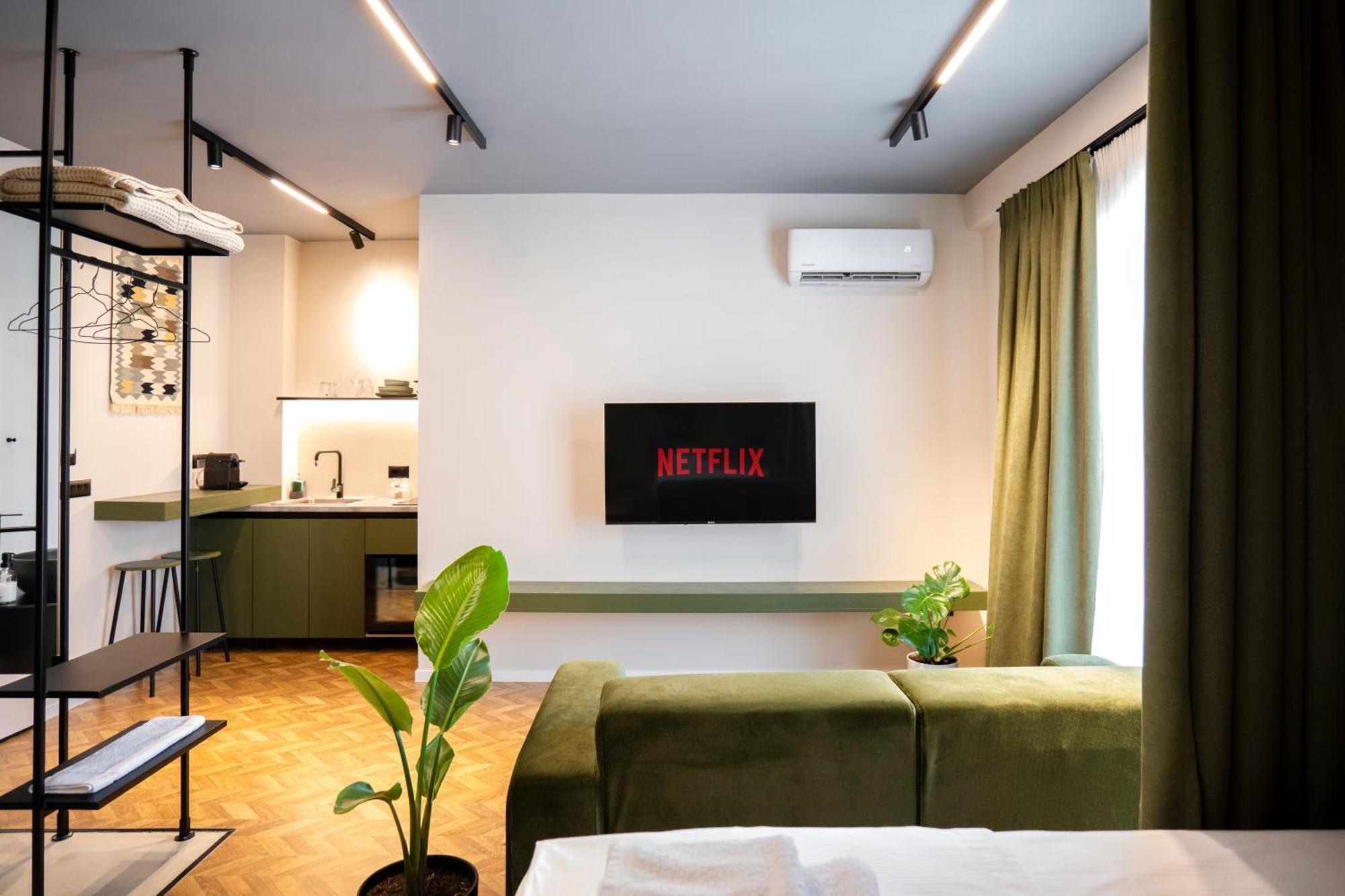 Muz Studios Tirana Exterior photo